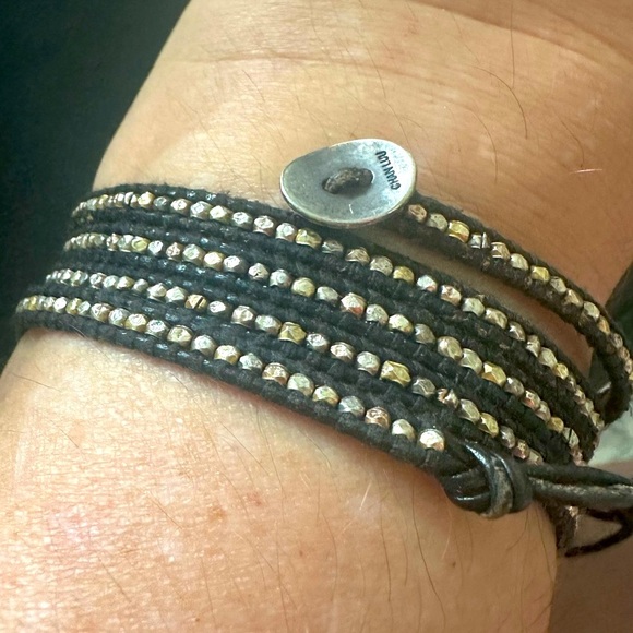 Chan Luu Black Leather Long Wrap Bracelet w/ Antique Silver Oval Button Closure - Picture 3 of 14